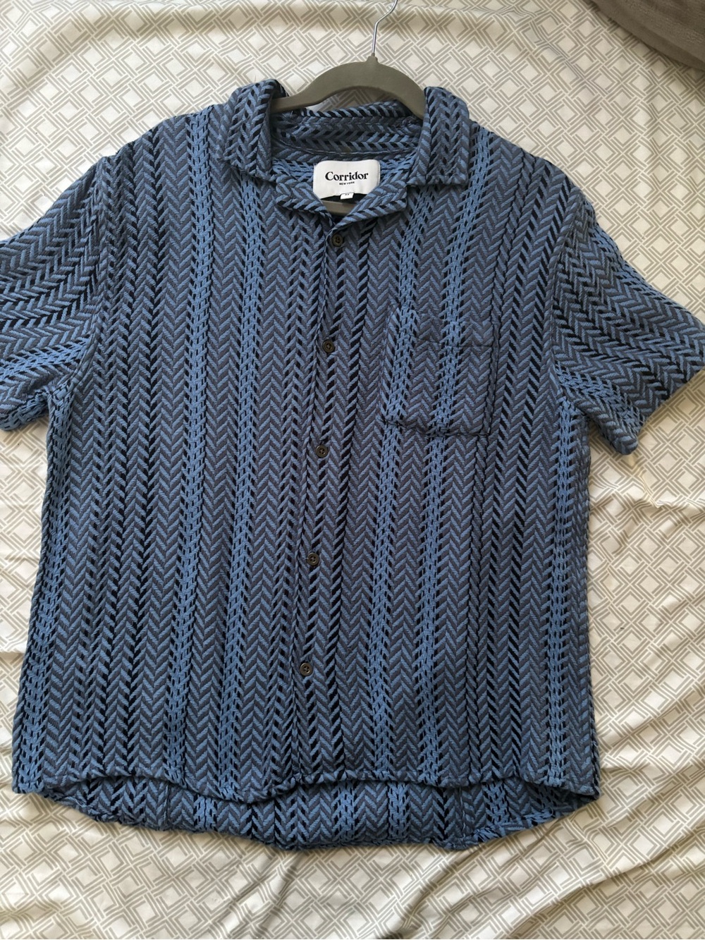 Corridor Woven Cotton Short Sleeved Camp Collar Button-Up Shirt Men’s Size M